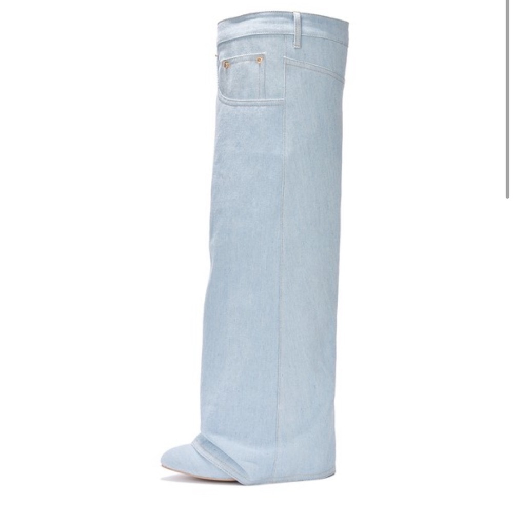 Cape Robin denim peekaboo boot brand new! Multiple sizes available. 🦩